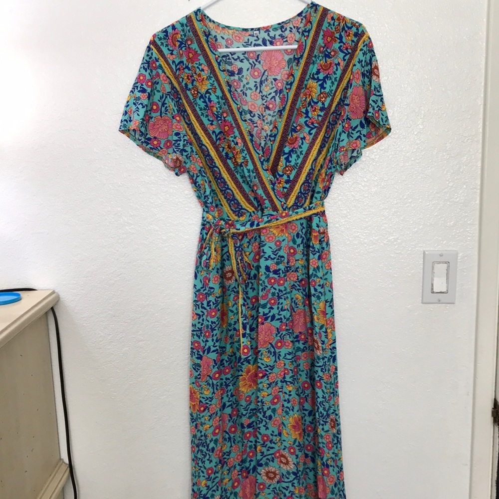 Cute boho floral wrap dress